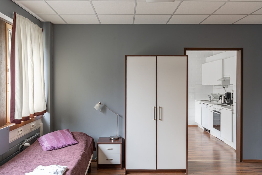 Basic Apartment