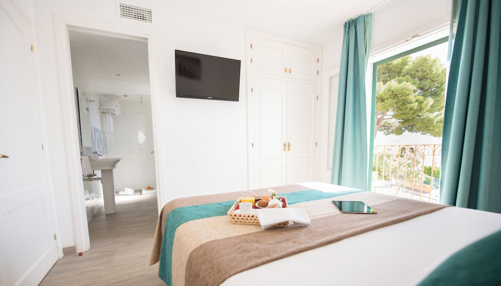 Villa, 3 Bedrooms, Terrace (6 adults + 1 child) photo 3