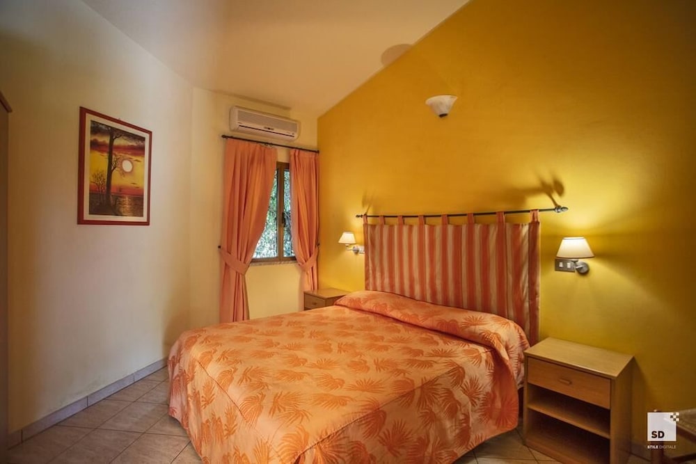Standard Room, Garden View (Terraced House)
