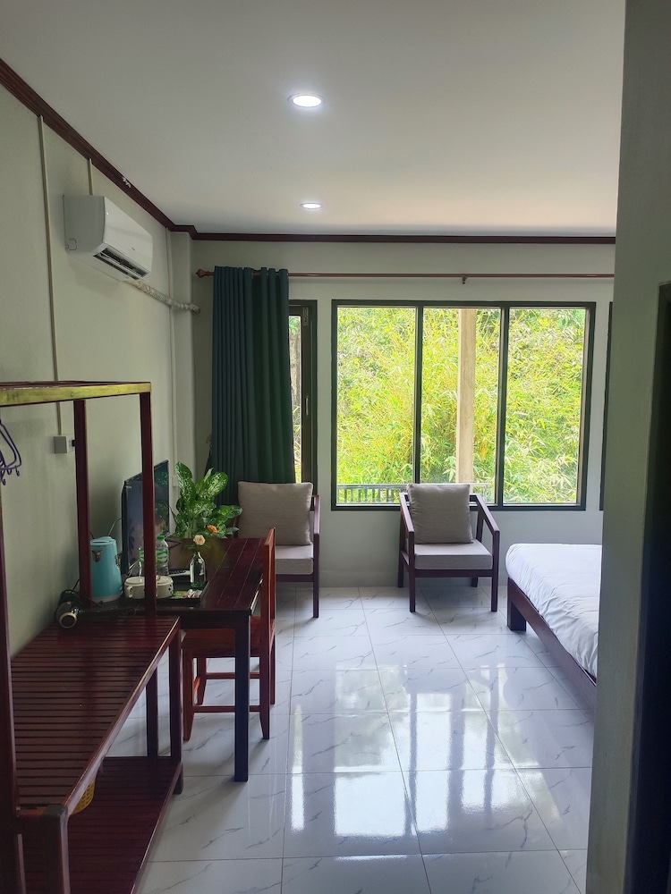 Superior Double Room, 1 King Bed, Non Smoking, Garden View photo 1