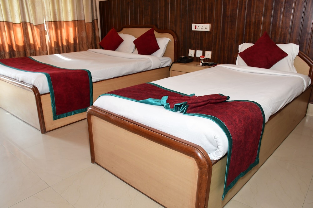 Deluxe Room, City View