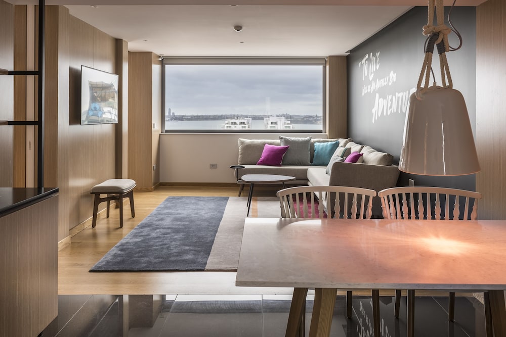 Suite (Harbour View Inclusions Galore) - Photo 8