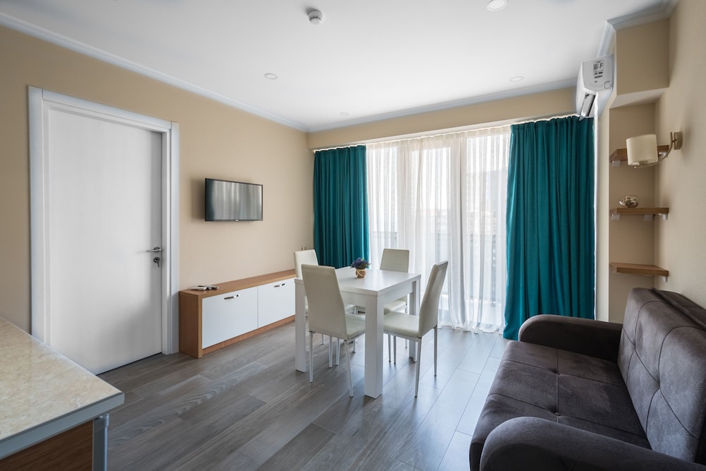 Deluxe Double Room, Sea View - Photo 13