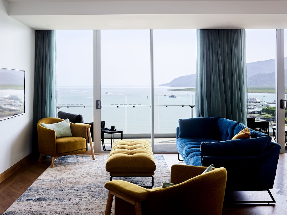 Sea Suite Two Bedrooms thumbnail 5