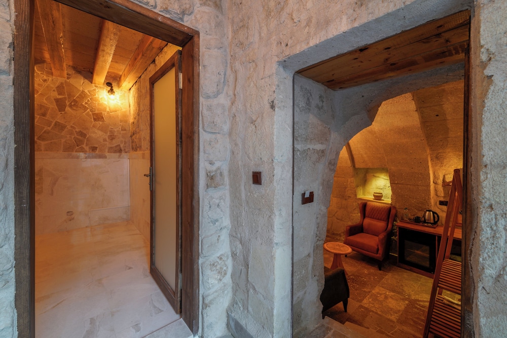 Junior Suite - Photo 9