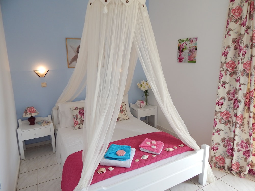 Superior Apartment, 1 Bedroom, Partial Sea View photo 1