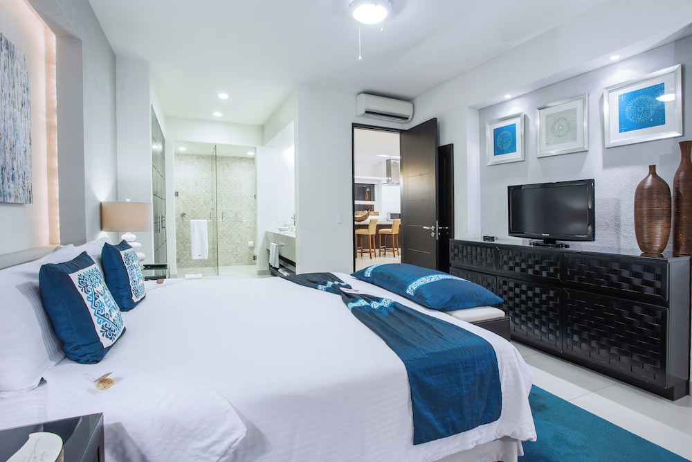 One-bedroom Suite 1 King Bed