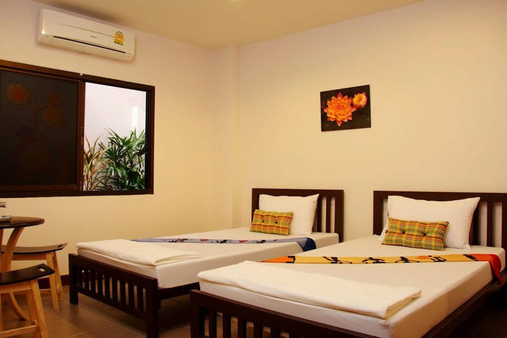1 Bedroom photo 1