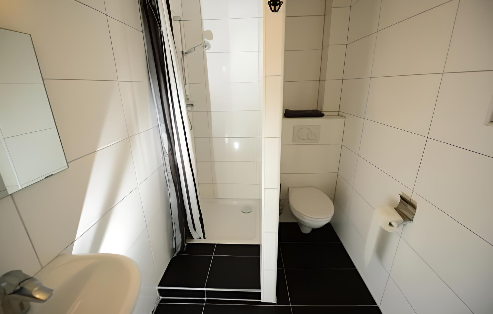 Double Room - Photo 4
