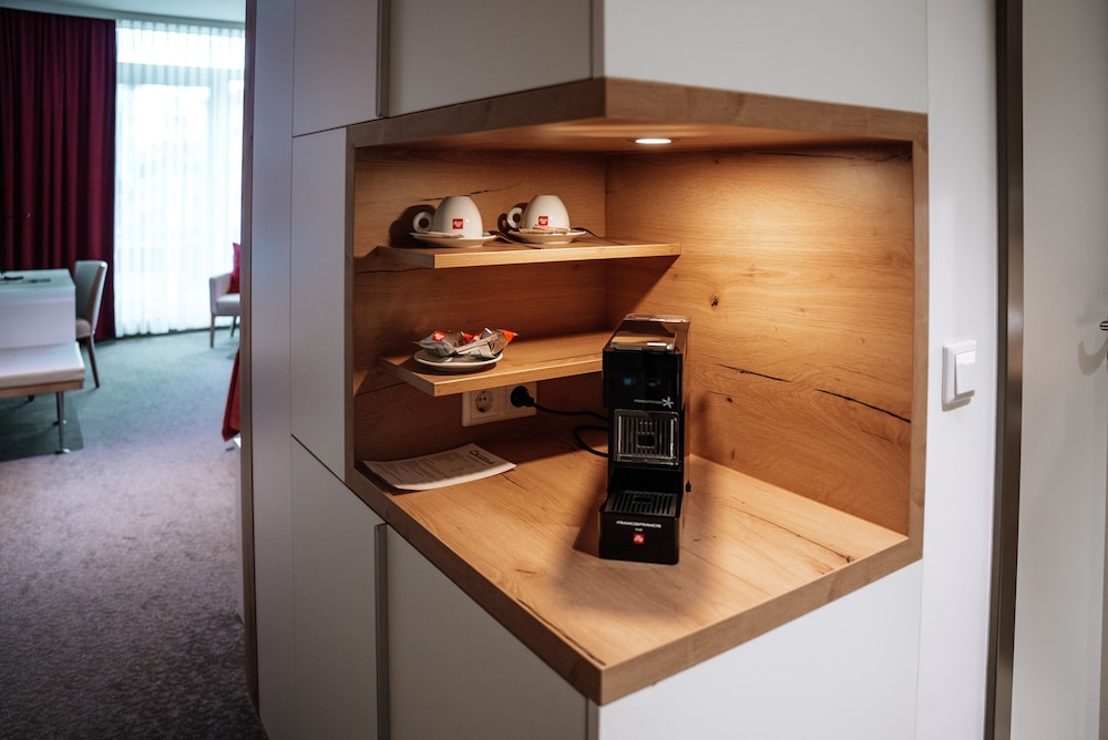 Business Suite photo 2