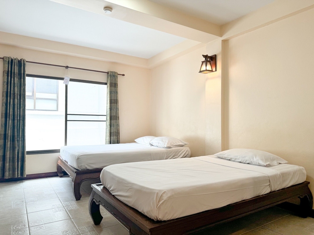 2. Standard Twin Bed With Fan