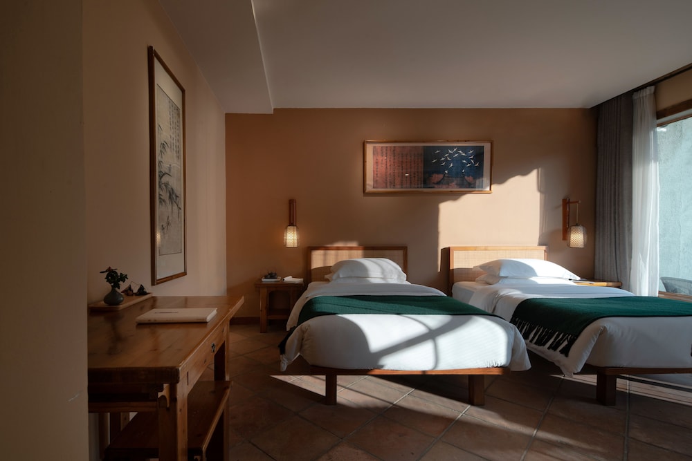 Twin Room with Balcony photo 1
