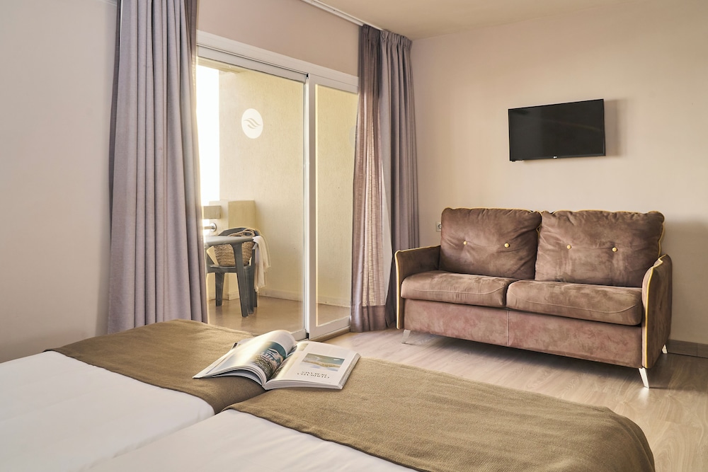 Studio, Balcony (3 adults) - Photo 9