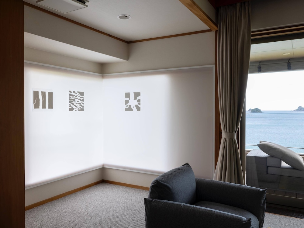 Presidential Suite, Balcony, Ocean View photo 3