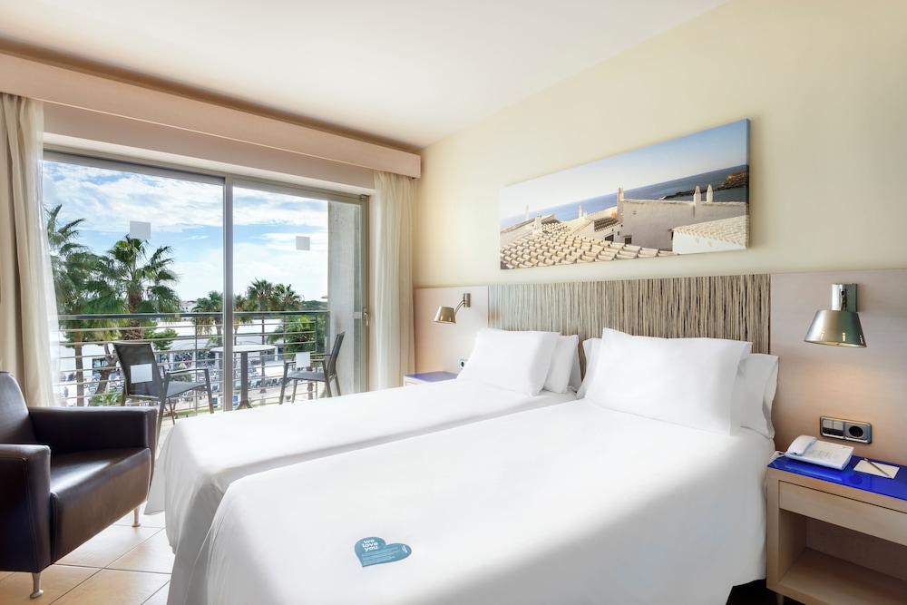 Double Room - Photo 2