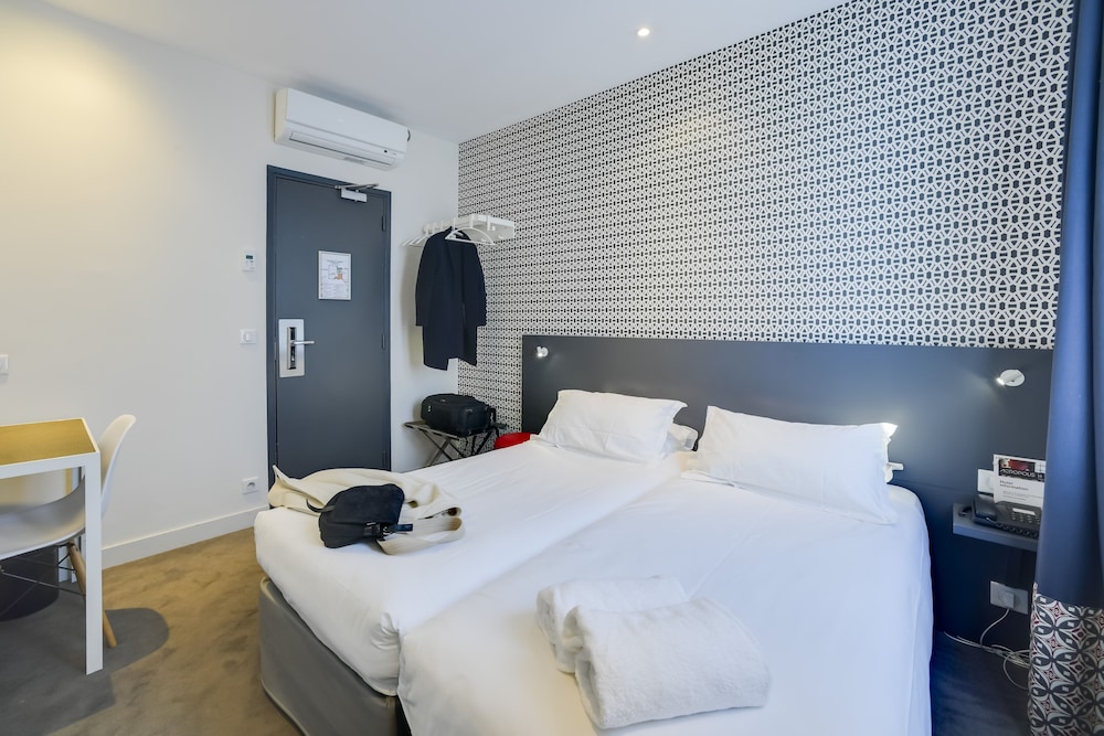 Classic Double Room - Photo 5