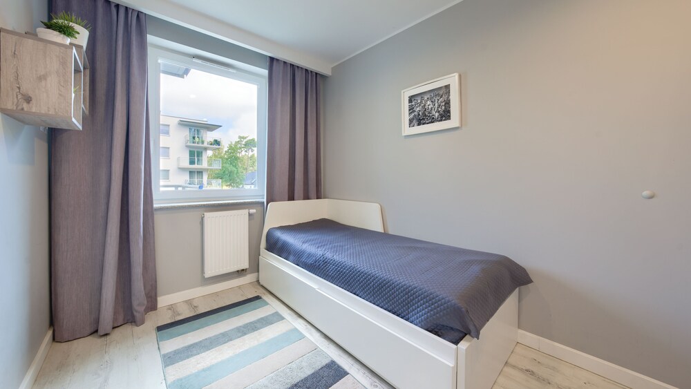 Apartment (27A) photo 2