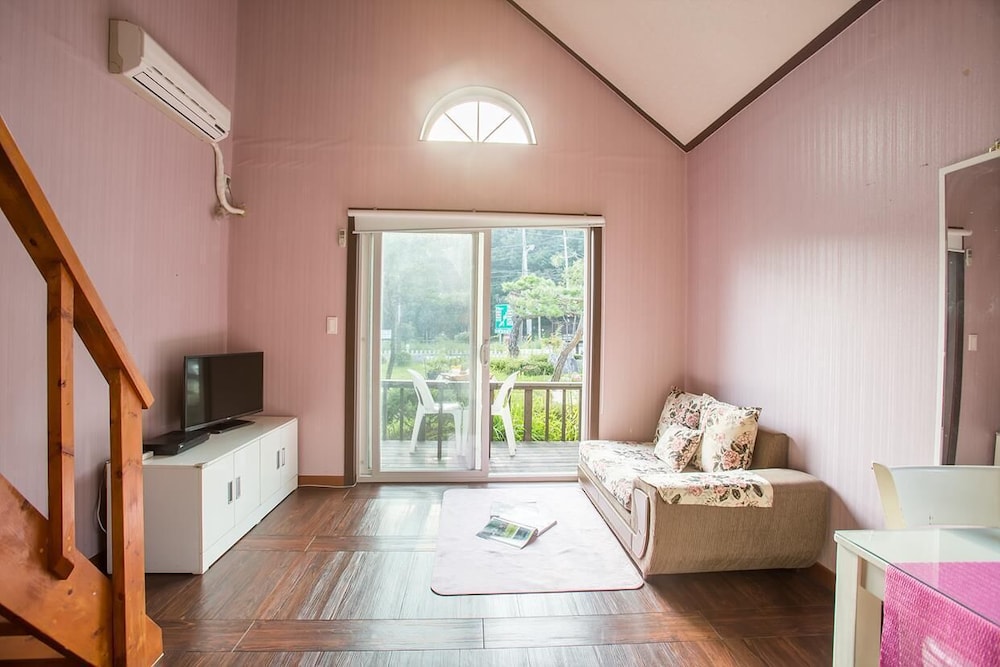 Room (Mideum star) photo 2