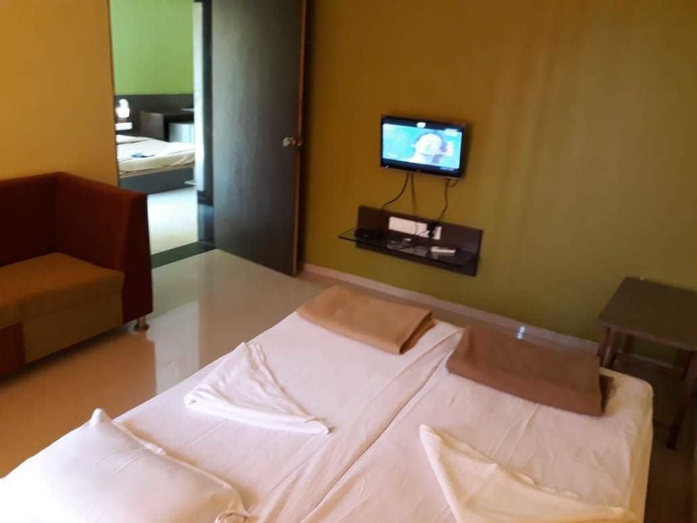 Deluxe A/C Room photo 2