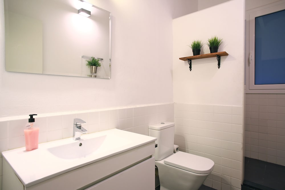 Double Room, Shared Bathroom photo 3