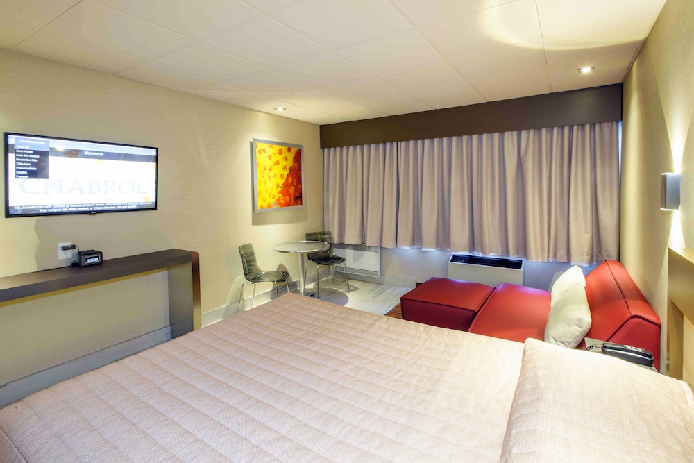Regular Queen Bed