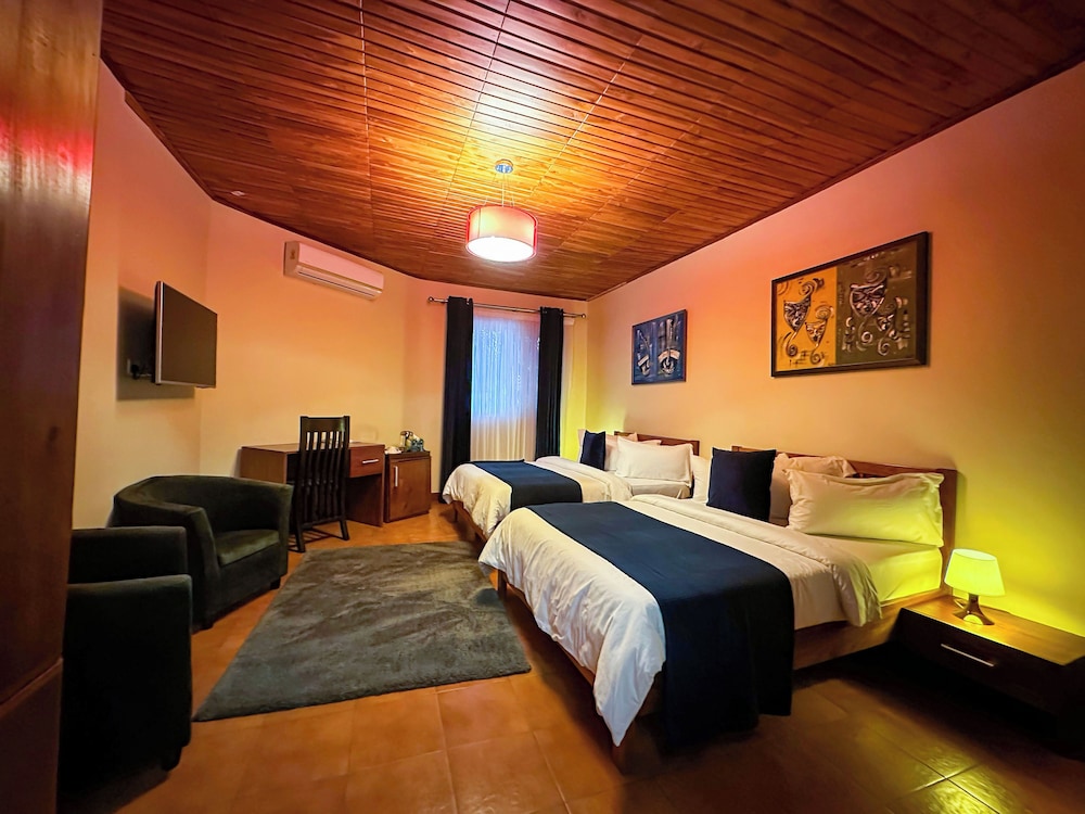 Family Double or Twin Room photo 2