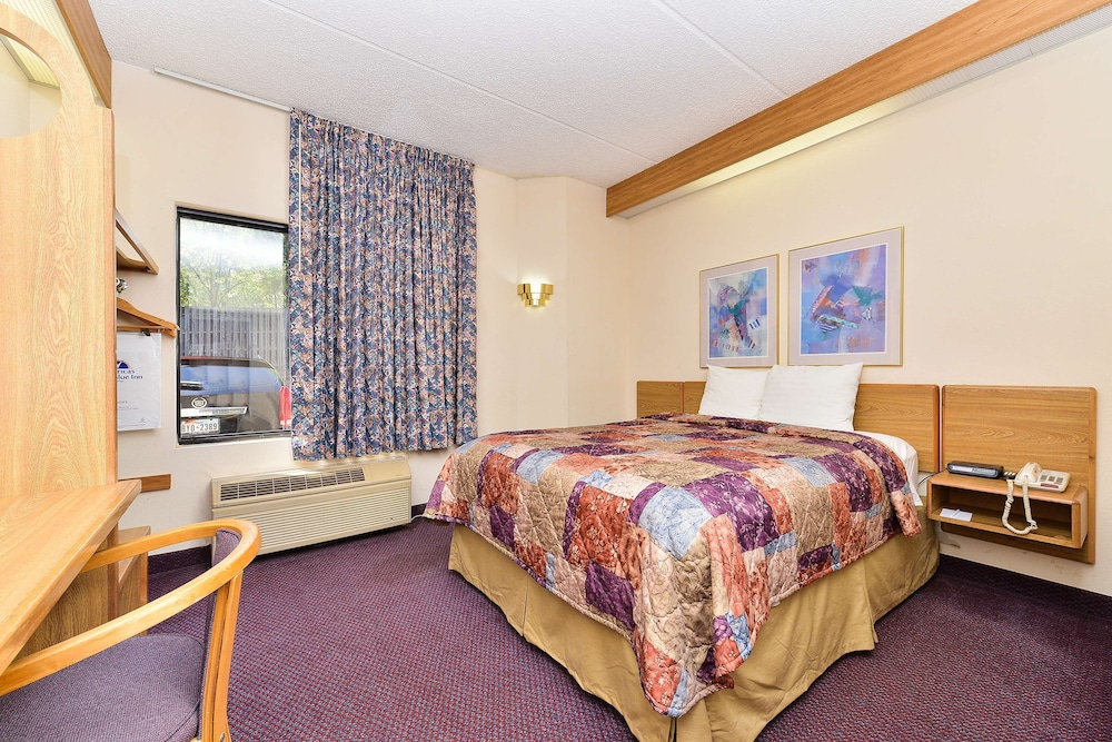 Room, 1 Double Bed, Accessible - Photo 1