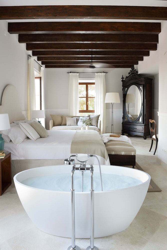 Luxury Romance Room