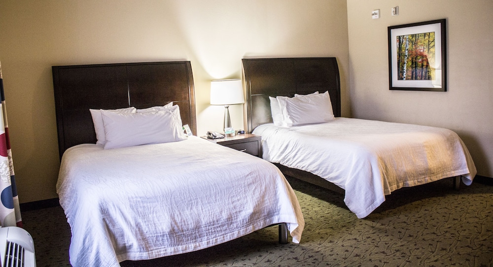Room, 2 Queen Beds, Accessible - Photo 3
