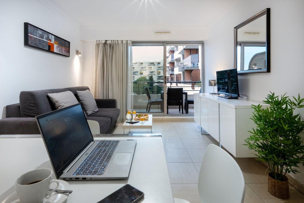Standard Apartment, 1 Double Bed with Sofa bed