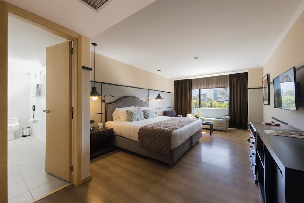 Superior Room, 1 Queen Bed - Photo 2