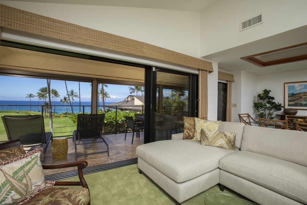 Room, 2 Bedrooms, Oceanfront (2 Bath)