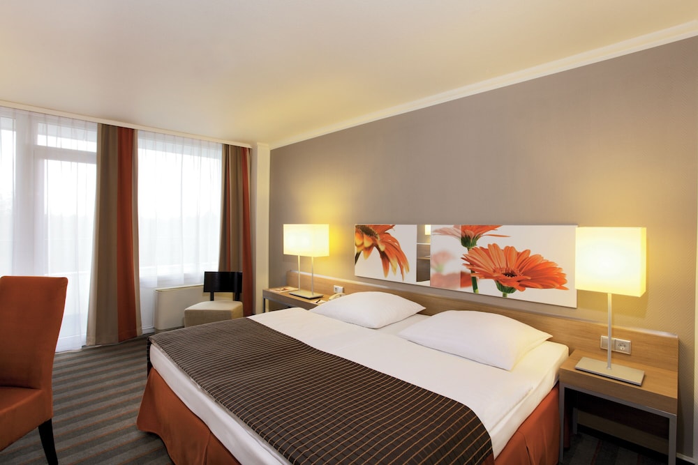 Comfort King Room - Photo 2