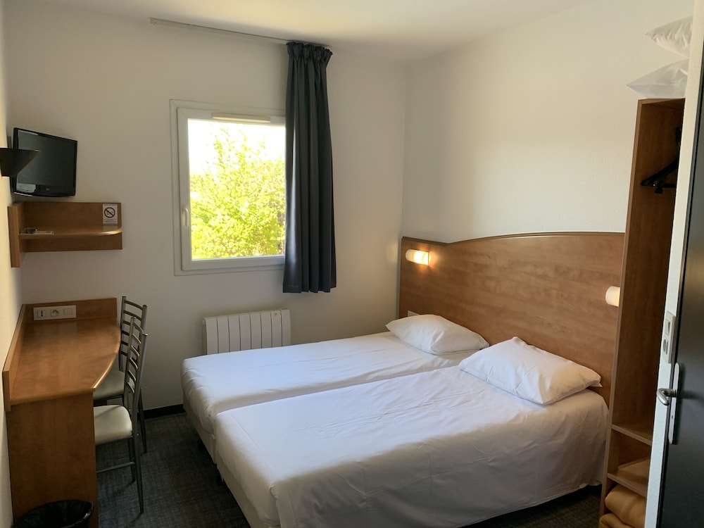 Economy Single Room