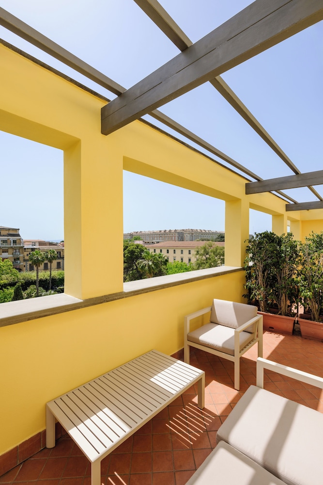 Junior Suite, Balcony - Photo 5