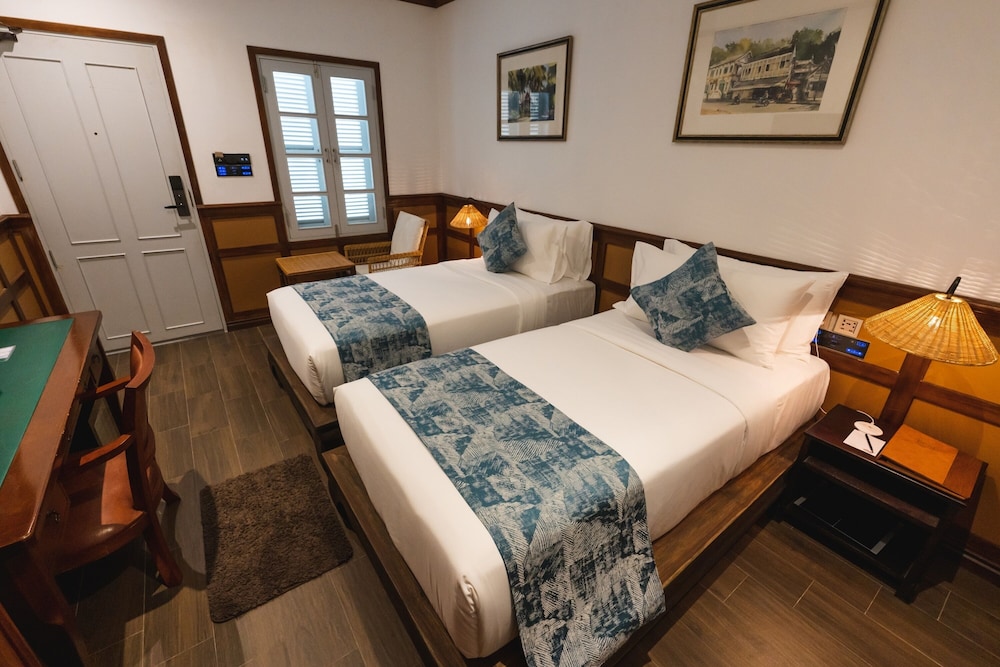 Standard Twin Room - Photo 1