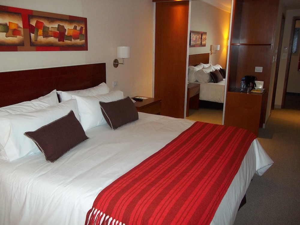 Room, 1 King Bed, Non Smoking photo 1