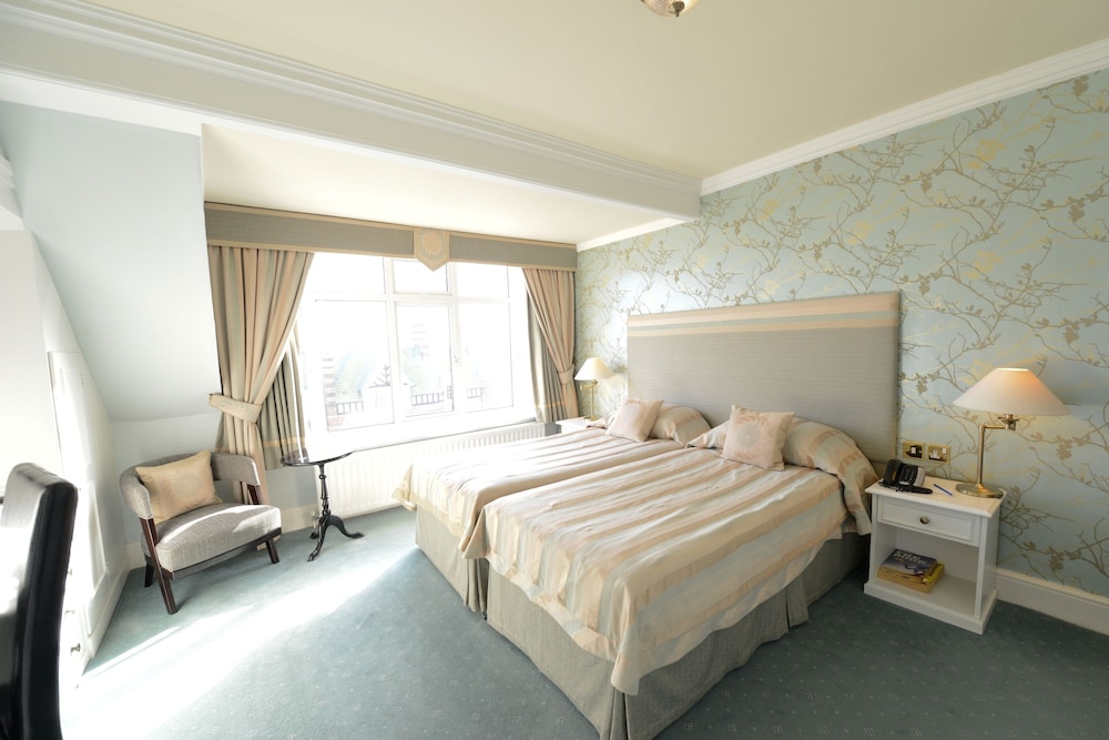 Superior Room, 2 Twin Beds, Non Smoking - Photo 4