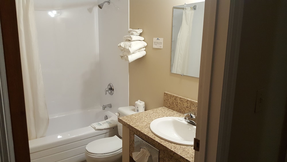 Suite, 2 Bedrooms, Non Smoking, Kitchen photo 3