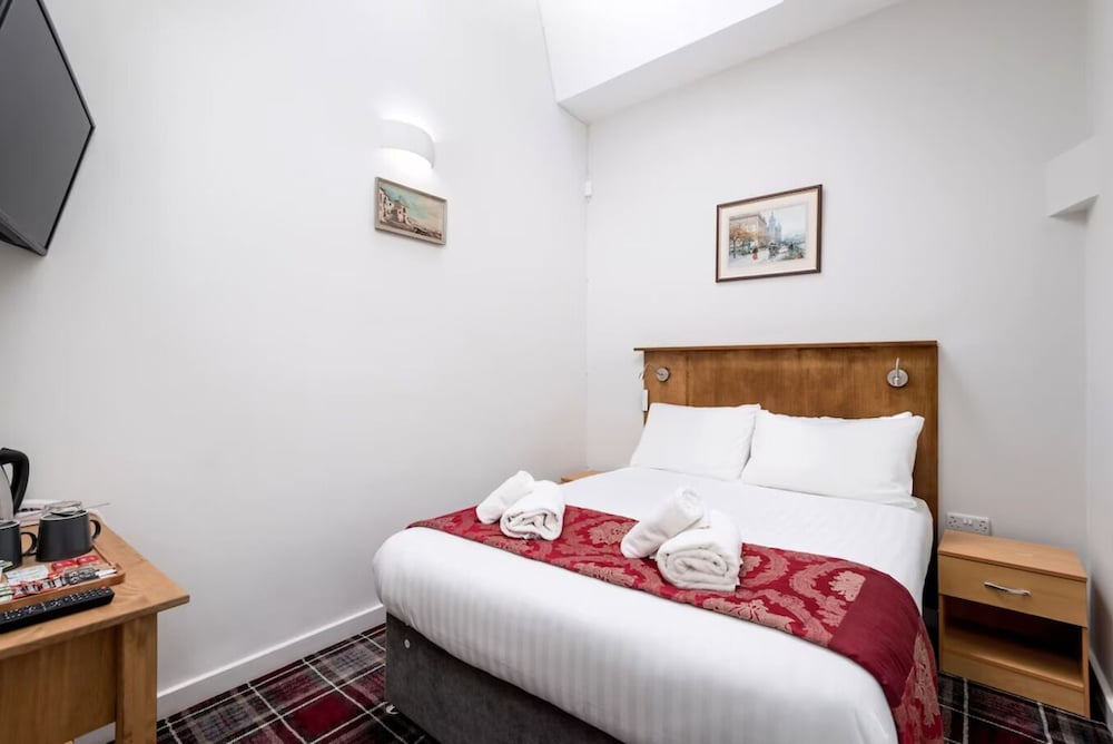 Double Room, Accessible (8)