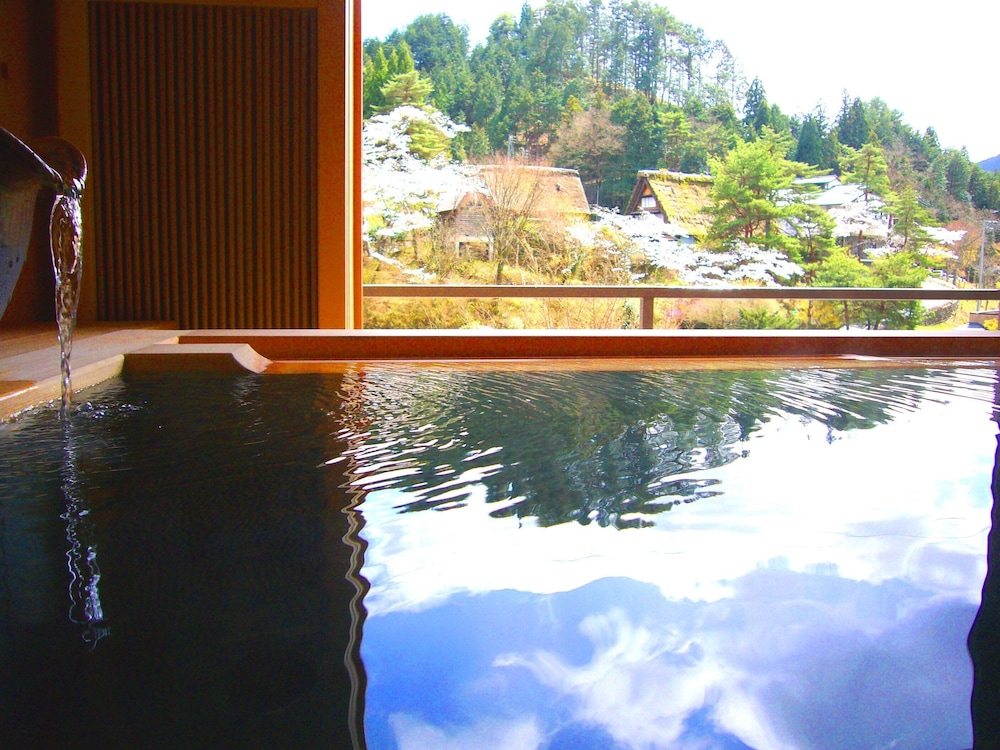 Japanese Western Style Twin Room, Open Air Bath photo 2