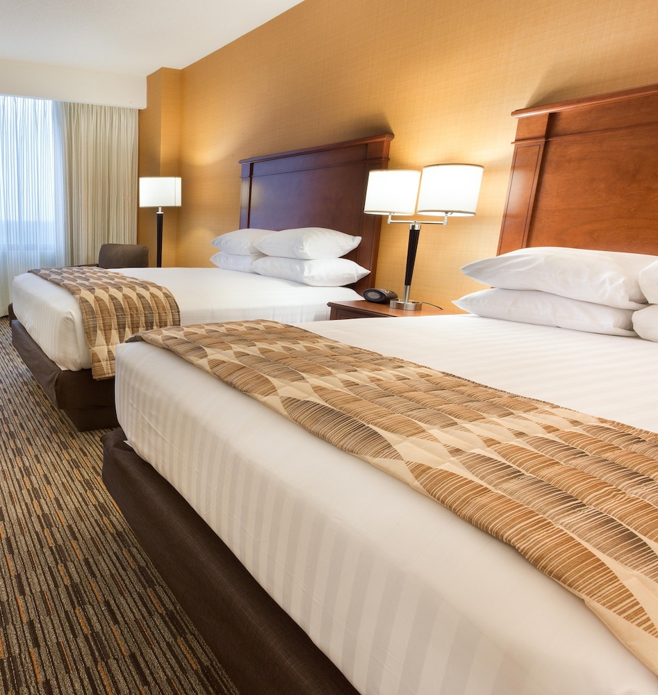 Suite, Multiple Beds, Refrigerator & Microwave (2 Rooms) photo 2