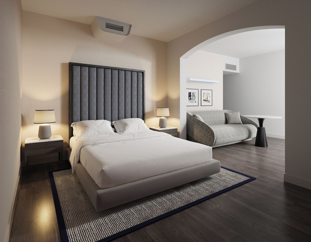 Suite, 2 Bedrooms, 2 Bathrooms, Sea View - Photo 2