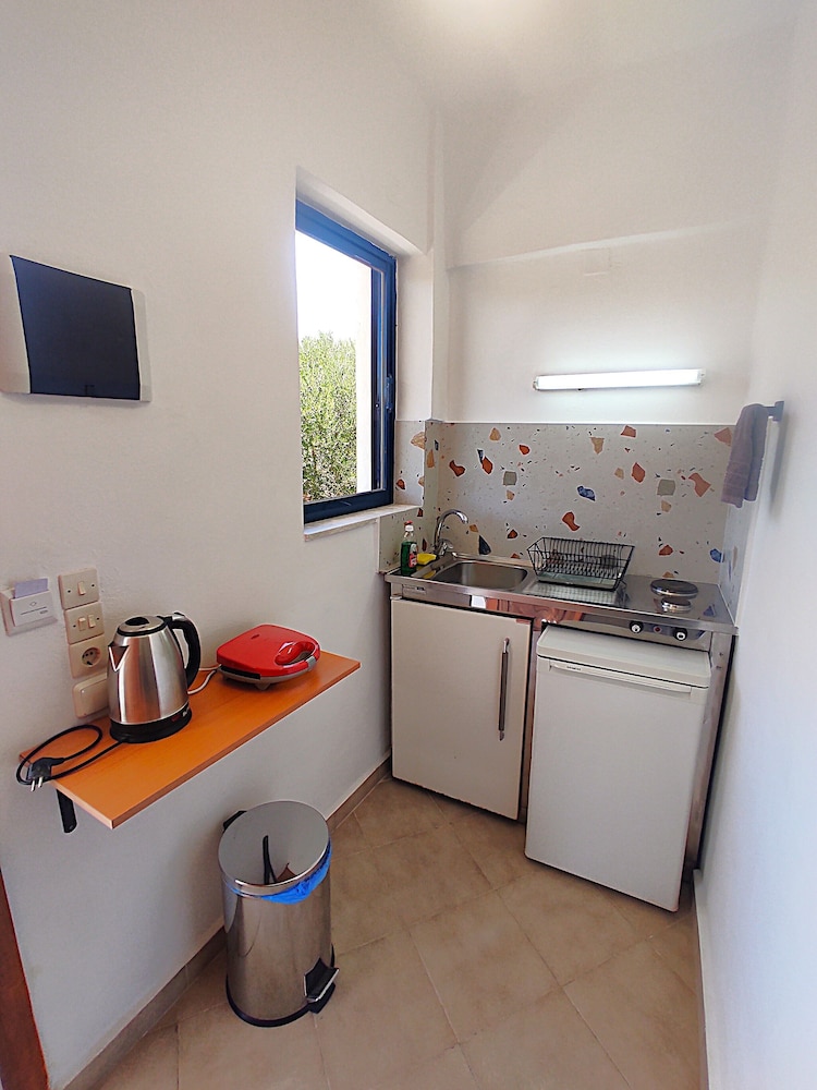Standard Apartment, 2 Twin Beds, Non Smoking, Sea View photo 2