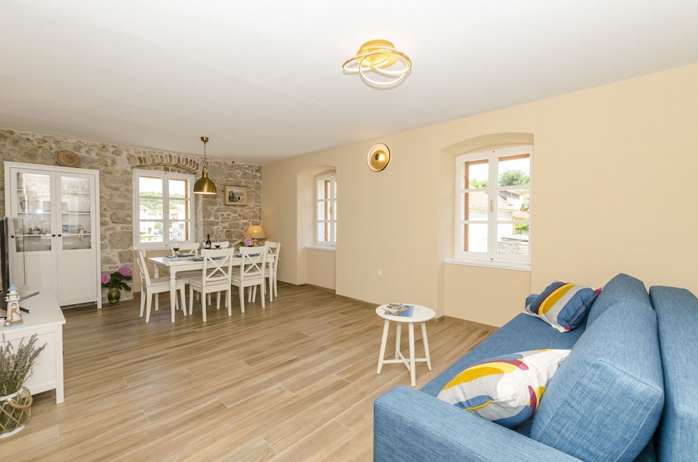 House photo 3