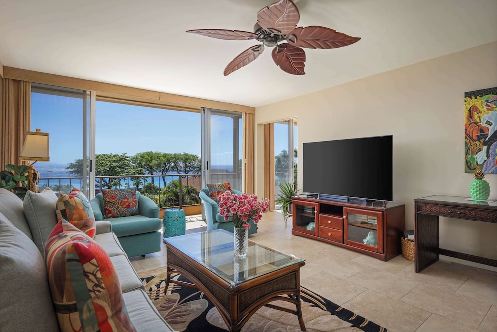 Premium Suite (1 Bedroom Ocean View) - Photo 12