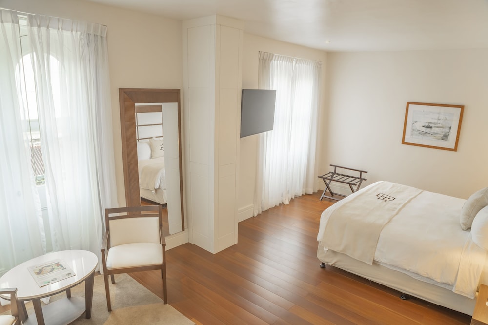 Available room