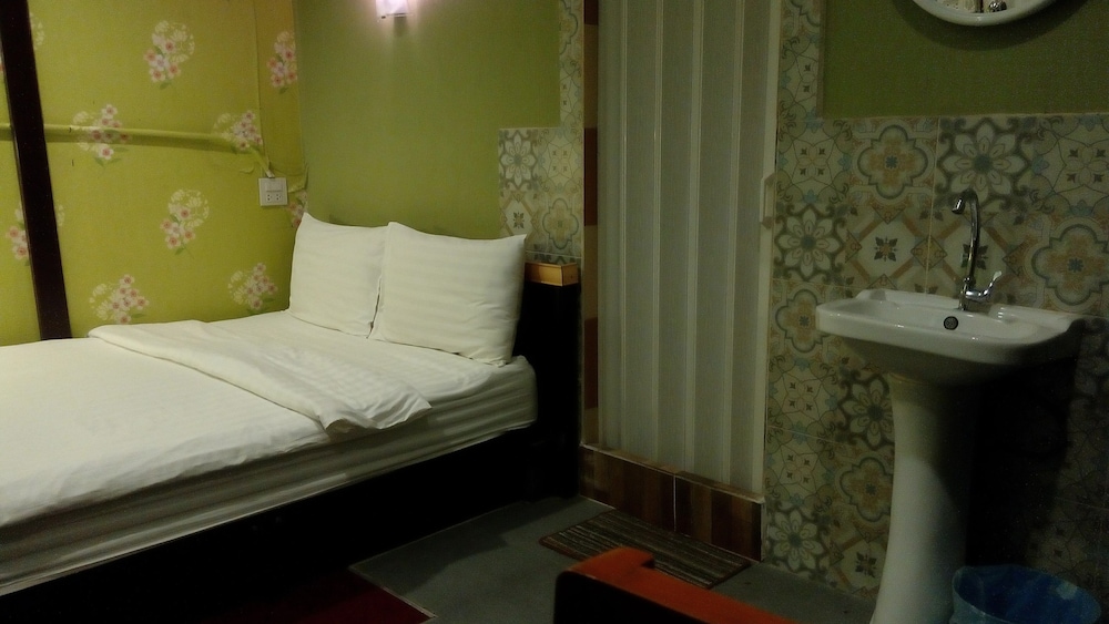 Pet Friendly Room photo 2