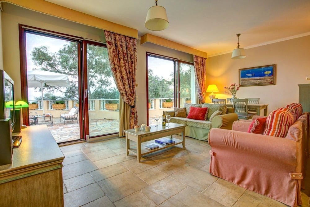 Villa photo 1
