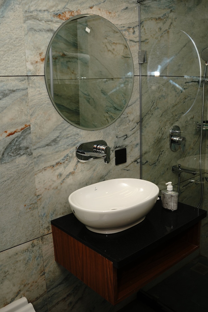 Deluxe Single Room, 1 Double Bed photo 3